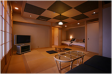 Japanese style and western style room with open-air hot spring